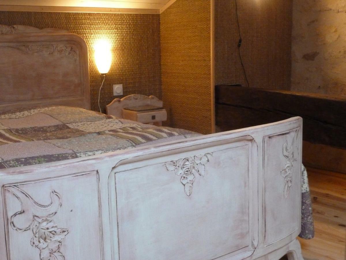 Vérac La Grange D'Oustaud B&B 외부 사진