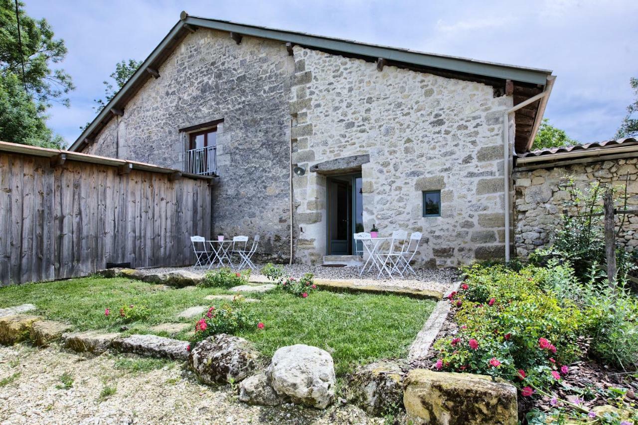 Vérac La Grange D'Oustaud B&B 외부 사진
