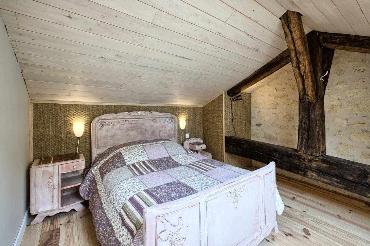 Vérac La Grange D'Oustaud B&B 외부 사진